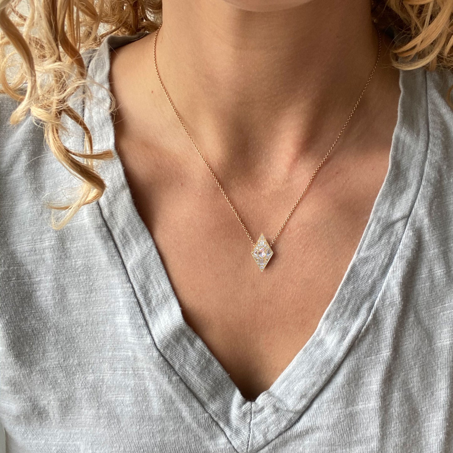 Mini Kite Shape Oval Diamond Necklace