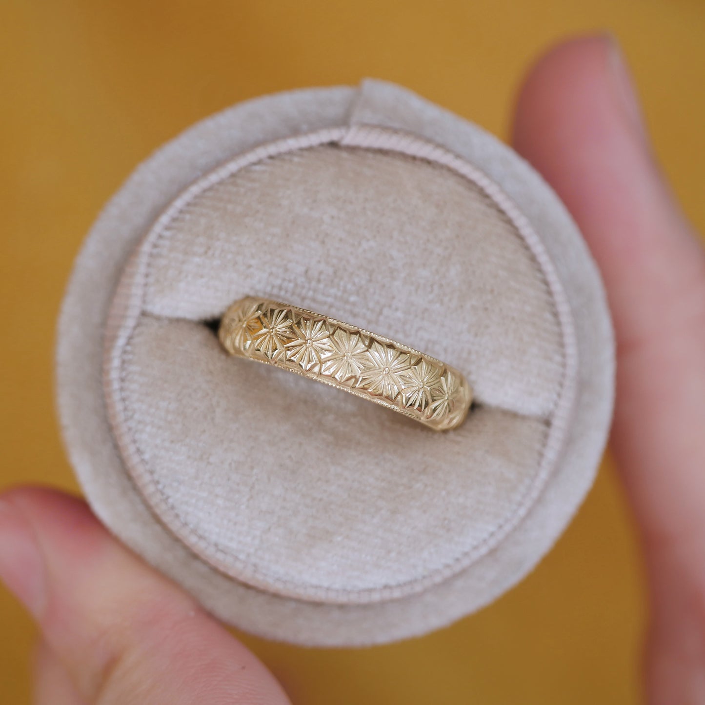 5mm Wide Deco Floral Band