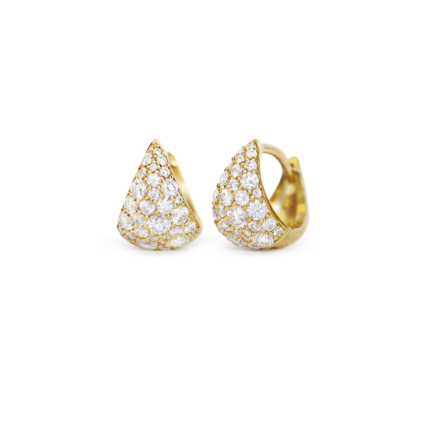 14k Gold teardrop-shaped earrings with diamonds and huggie closure. 