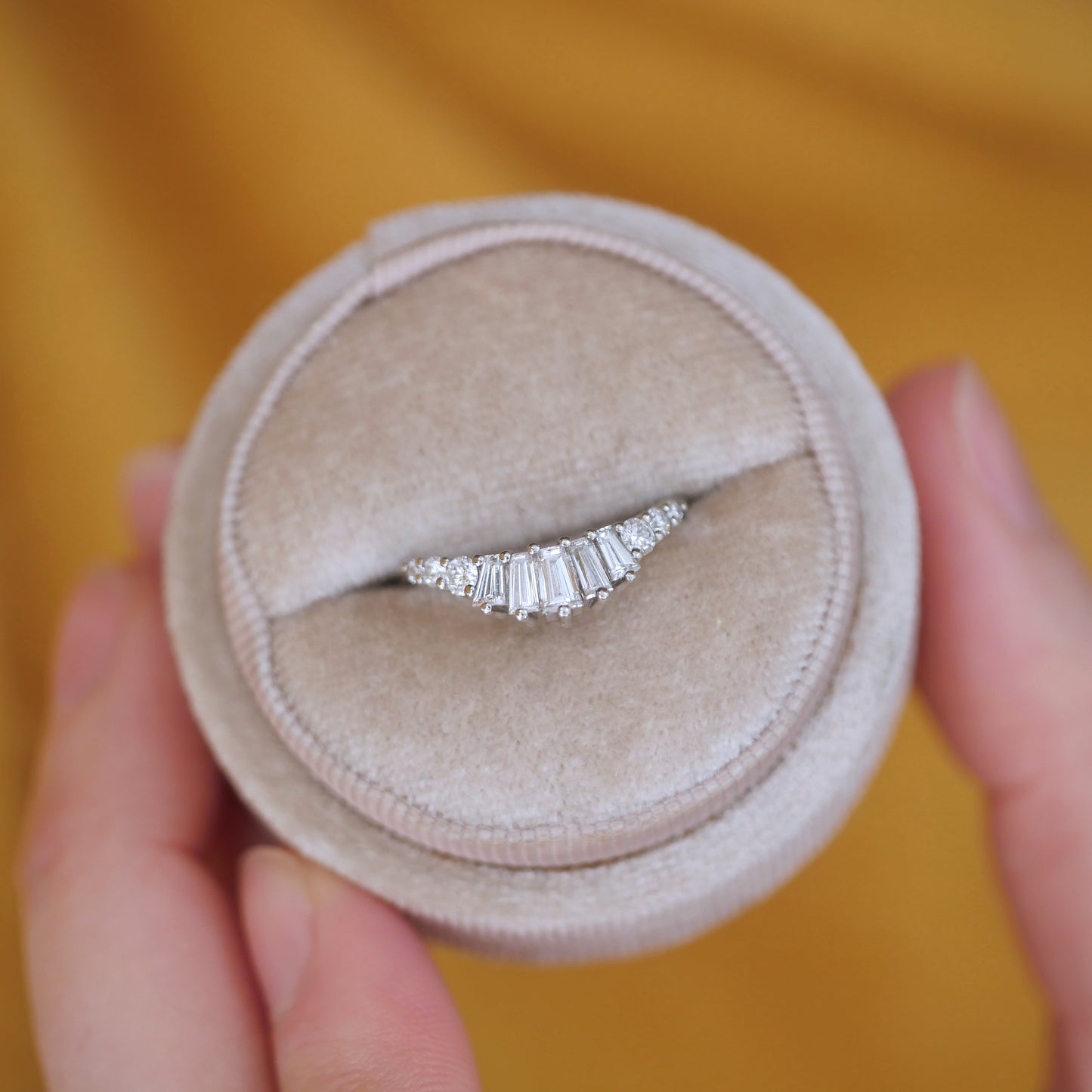 Baguette & Round Contour Band