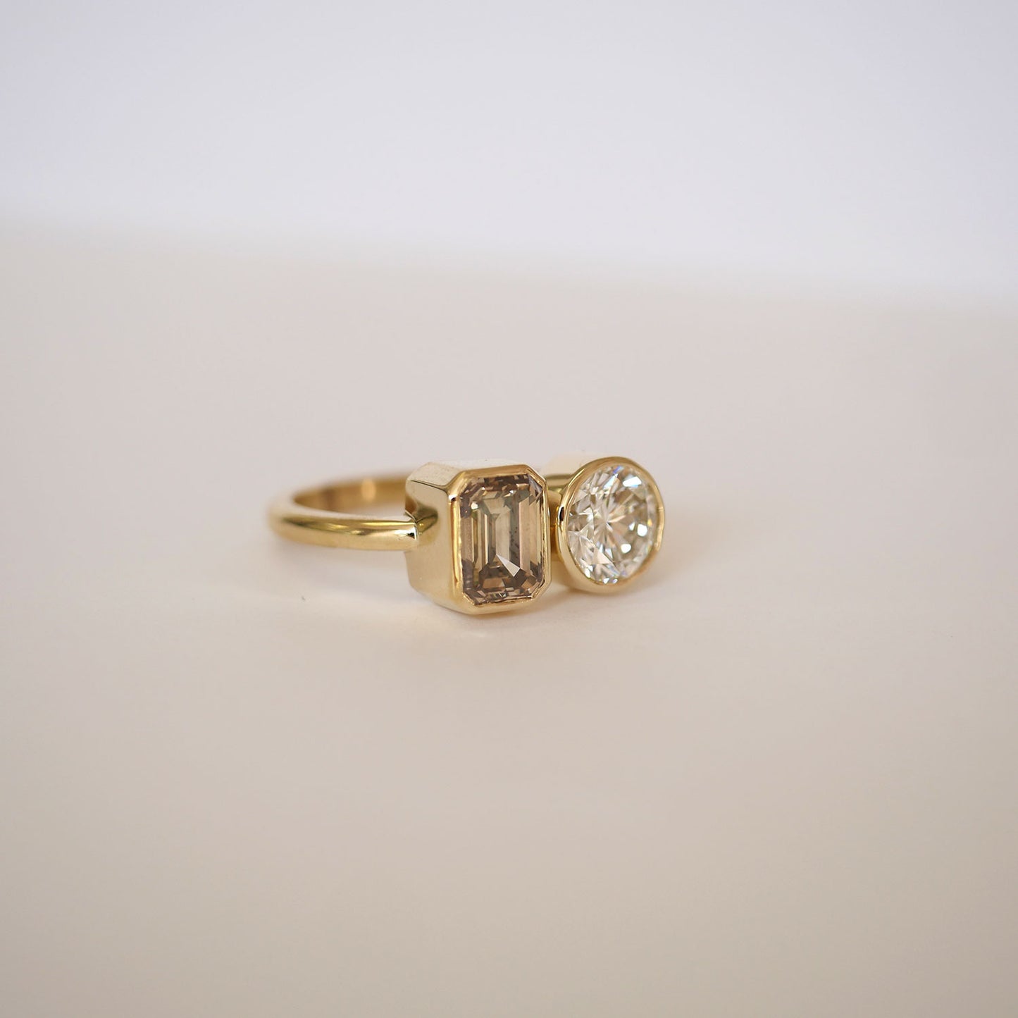 Custom Bezel Toi et Moi Ring