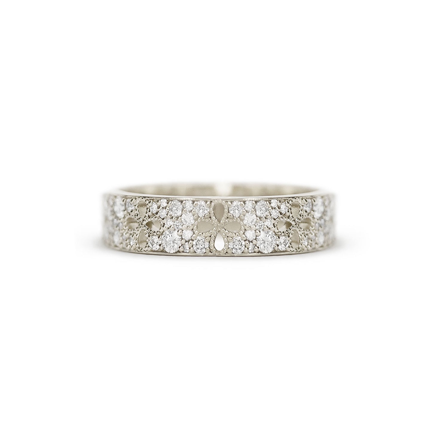 Eyelet Diamond Band