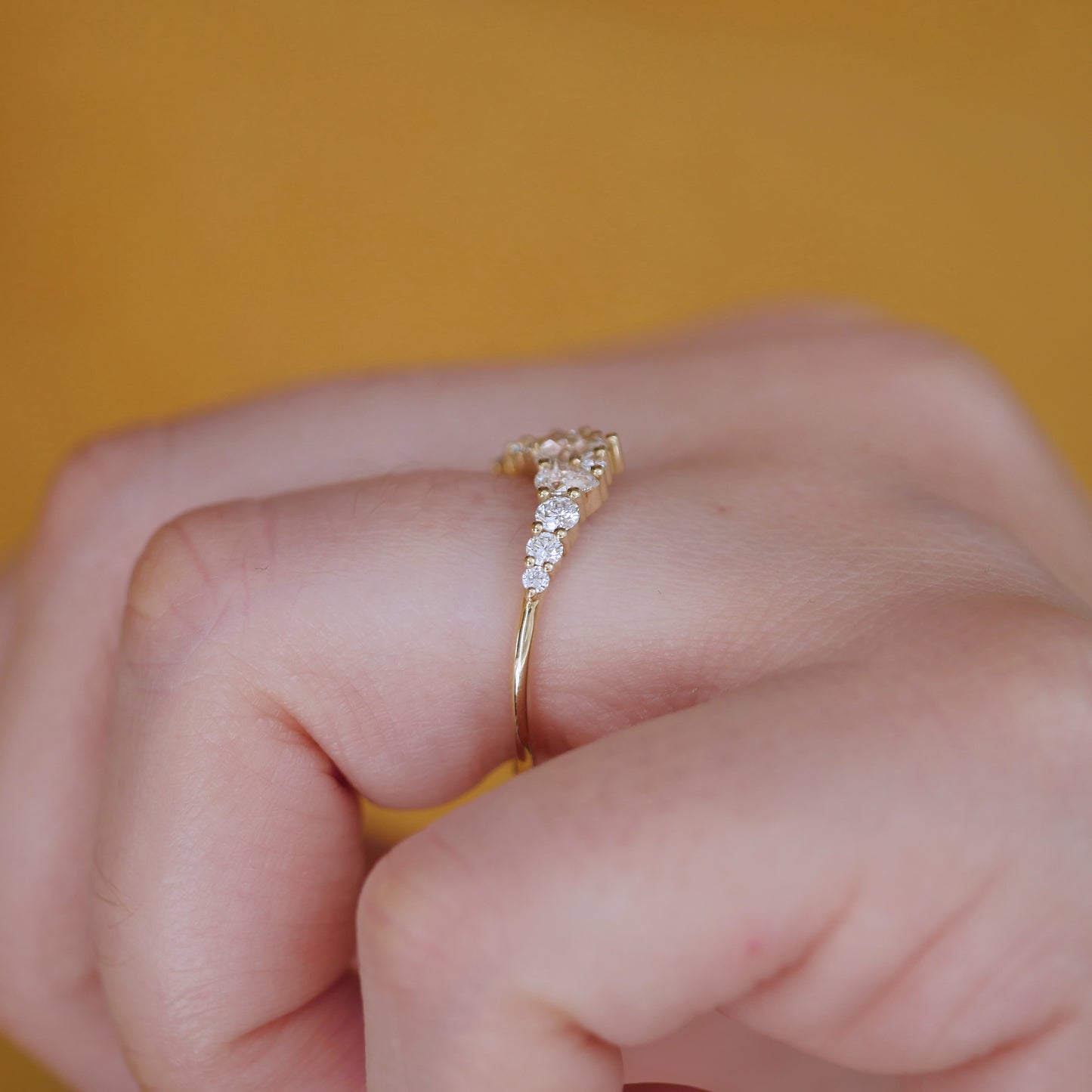 Pear & Round Contour Band