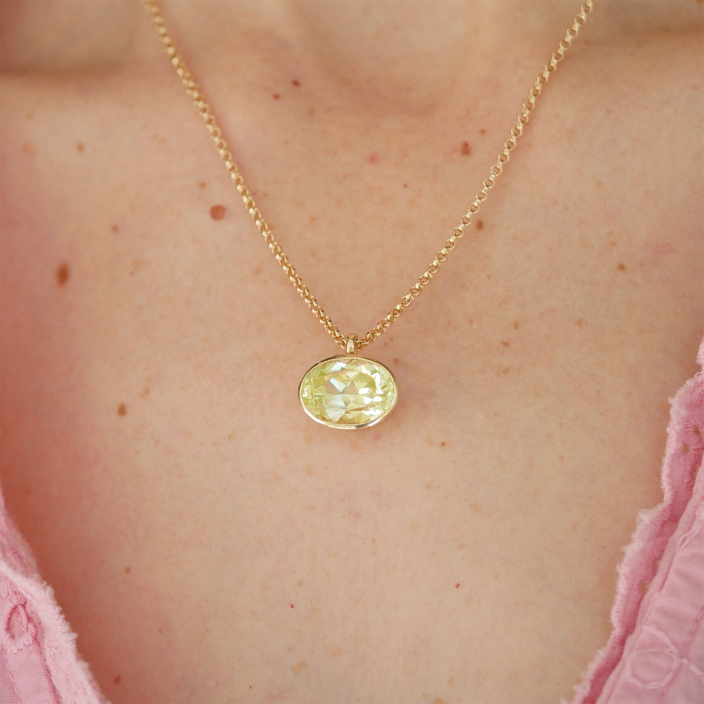 Custom 16" Bezel East West Pendant