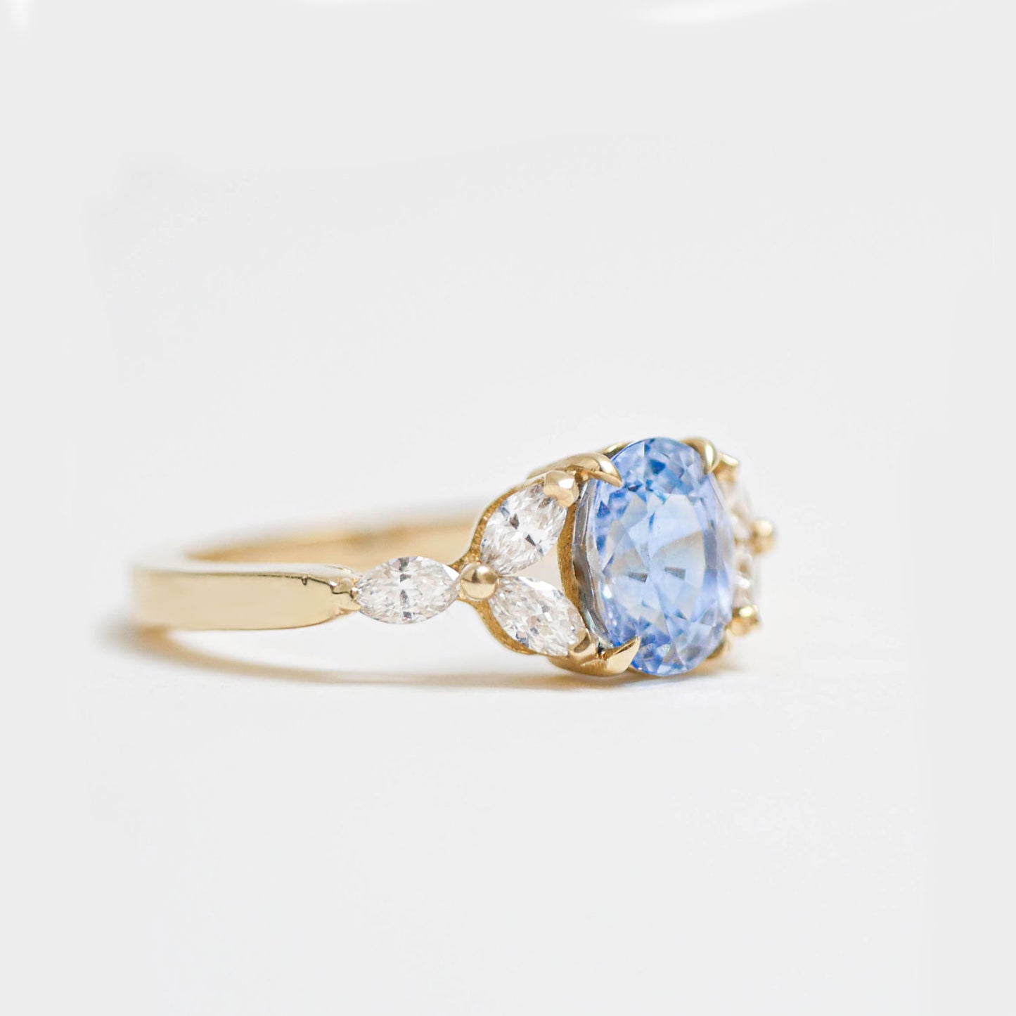 Cornflower Blue Sapphire & Marquise Diamond Ring