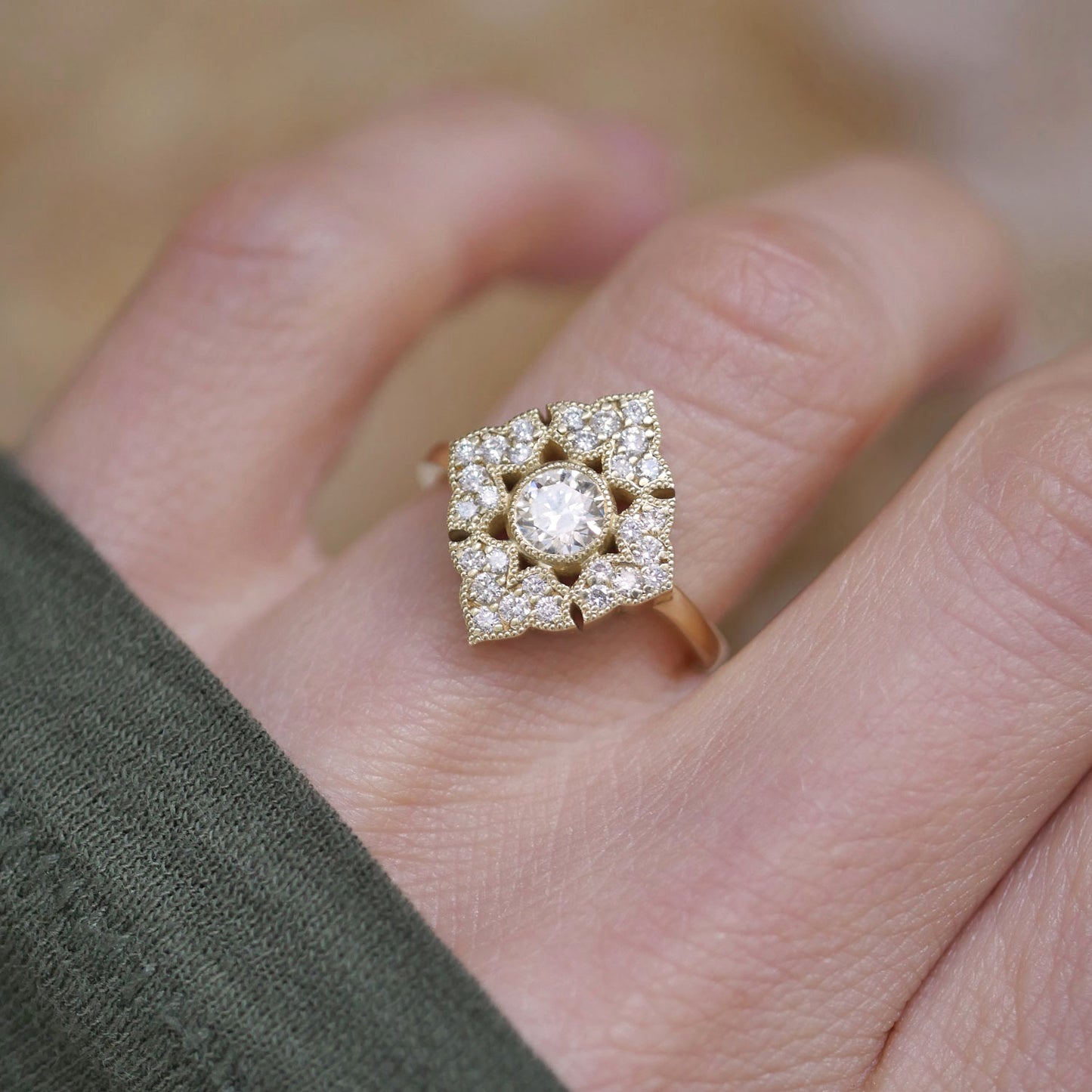 Deco Baroque Round Brilliant Diamond Mosaic Ring