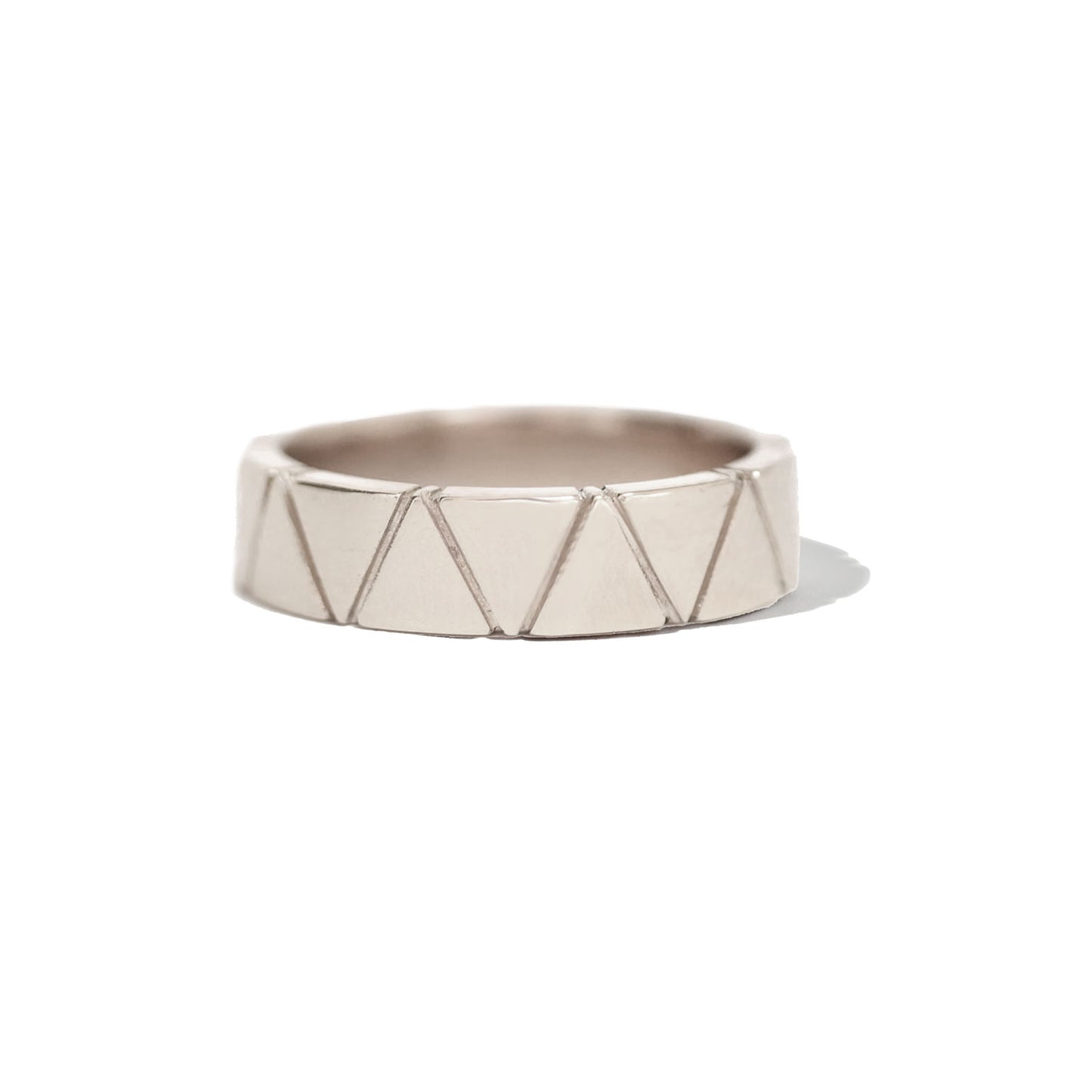 5mm Notched Triangle Ring