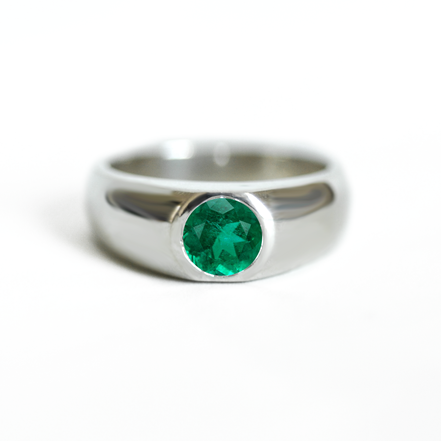 Round Emerald Signet Ring