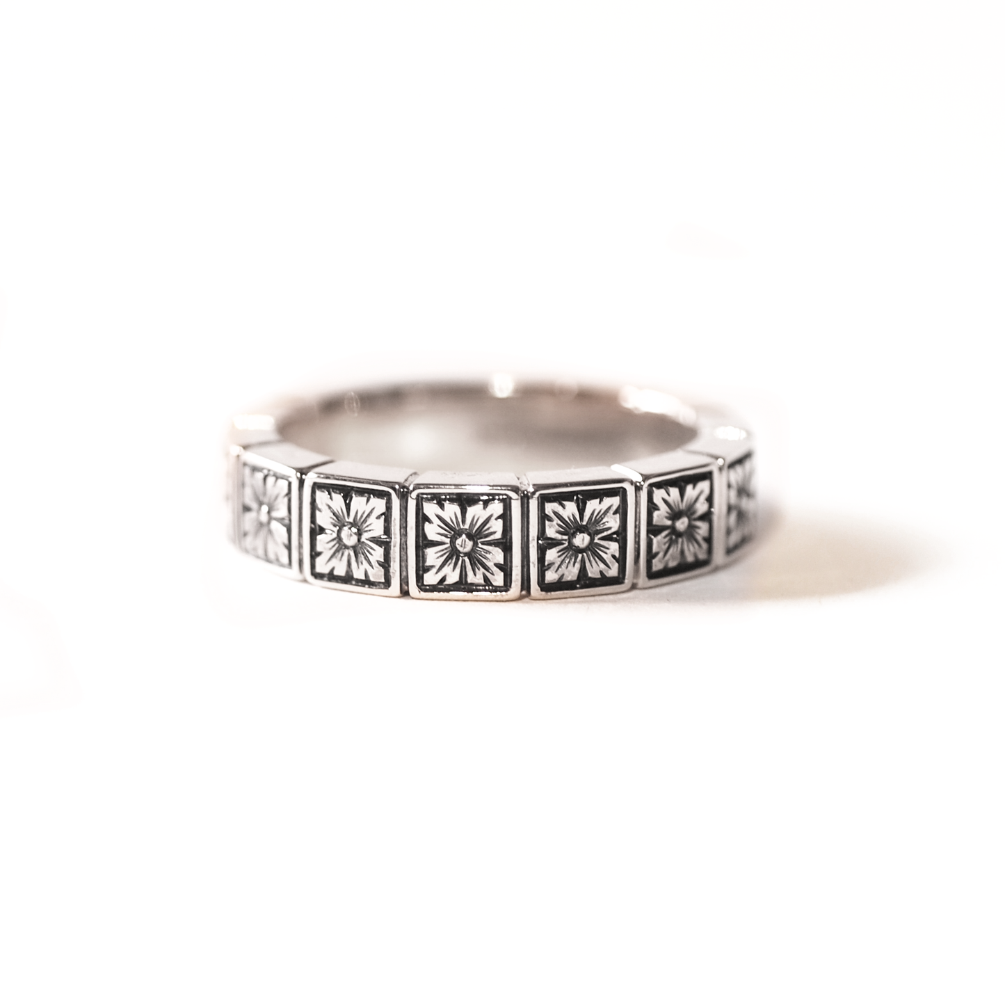 5mm Art Deco Engraved Notched Band Ring